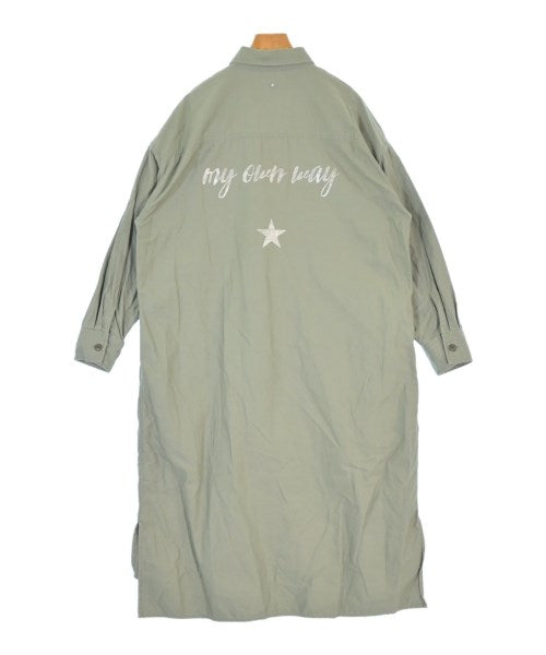 CONVERSE TOKYO เดรสที่เป็นเสื้อเชิ้ตตัวยาว