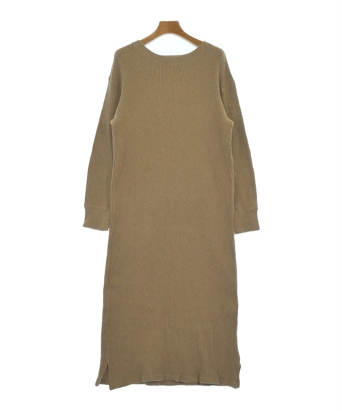 CONVERSE TOKYO ชุดเดรส