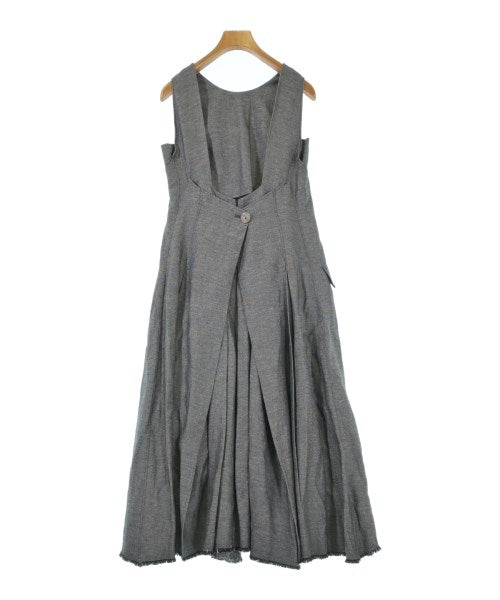 styling/ ชุดเดรส