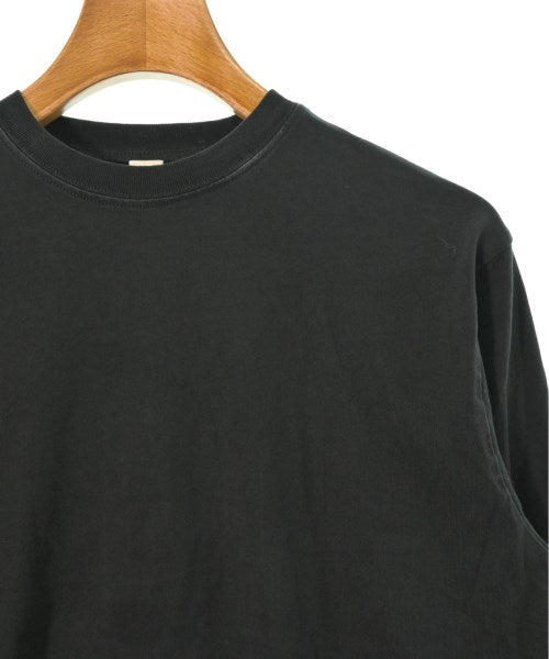 TOTEME เสื้อยืด/เสื้อท็อปส์
