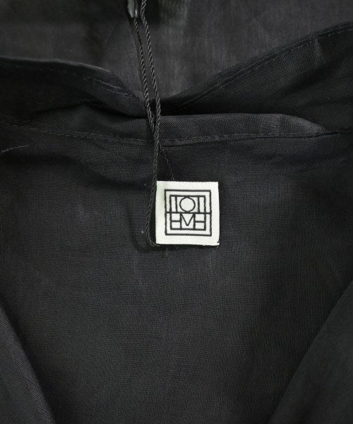 TOTEME เสื้อลำลอง