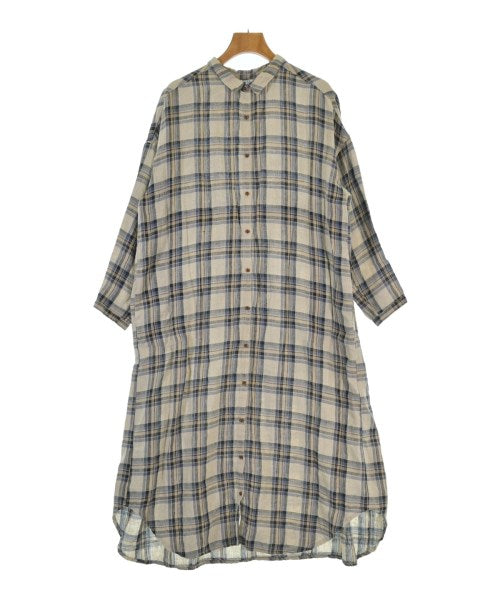 tumugu: เดรสที่เป็นเสื้อเชิ้ตตัวยาว