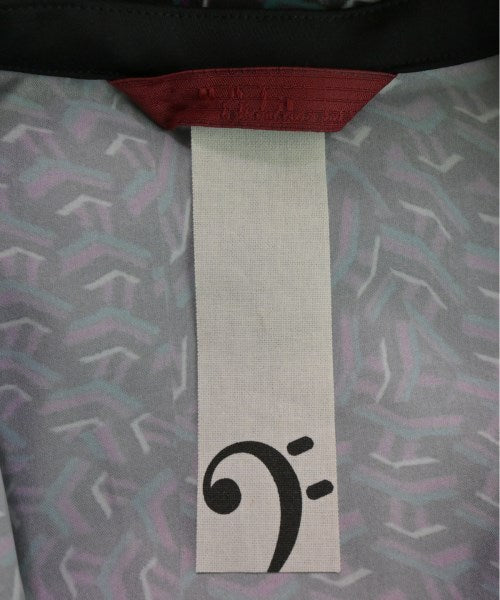 nota della mano sinistra เดรสที่เป็นเสื้อเชิ้ตตัวยาว
