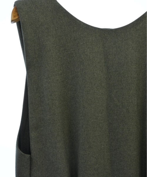 nota della mano sinistra ชุดเดรส