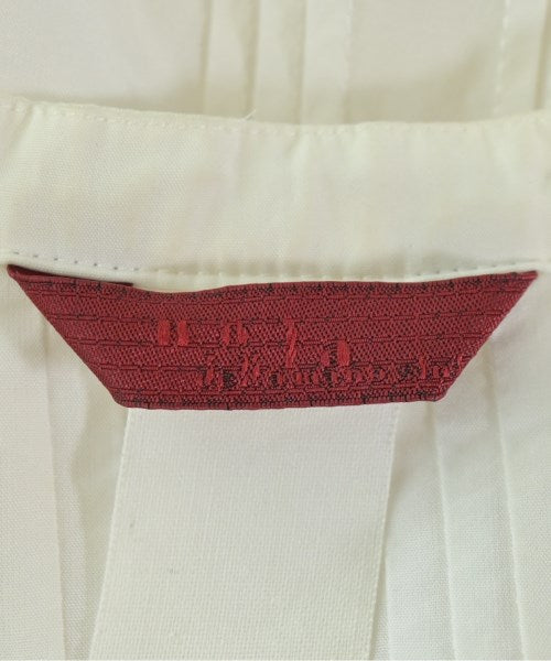 nota della mano sinistra เสื้อลำลอง