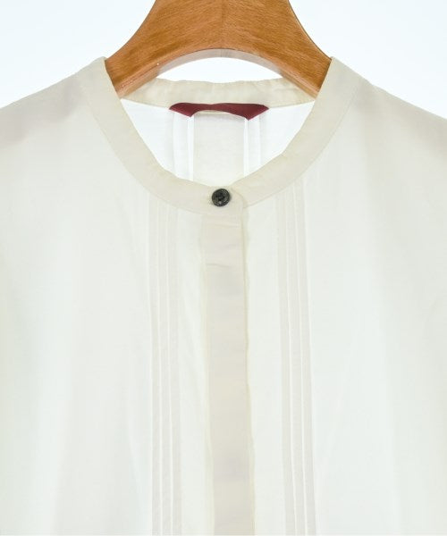nota della mano sinistra เสื้อลำลอง