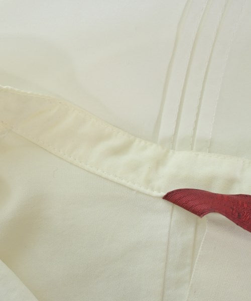 nota della mano sinistra เสื้อลำลอง