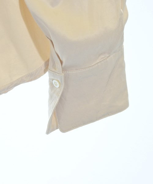 nota della mano sinistra เสื้อลำลอง