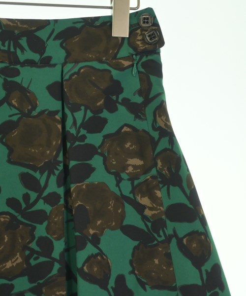 BLUE DE BRESSE กระโปรงยาวถึงเข่า