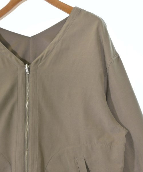 BAYFLOW แจ็คเก็ตเบลาส์ อื่น