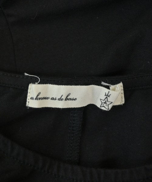 as know as de base เสื้อยืด/เสื้อท็อปส์