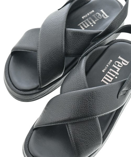 Pertini รองเท้าแตะ