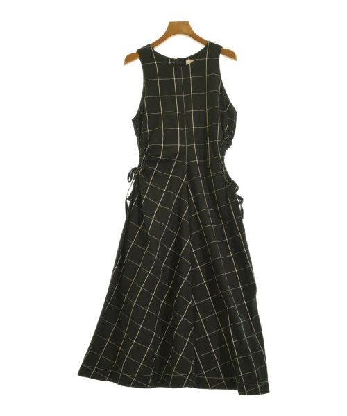 SAYAKA DAVIS ชุดเดรส