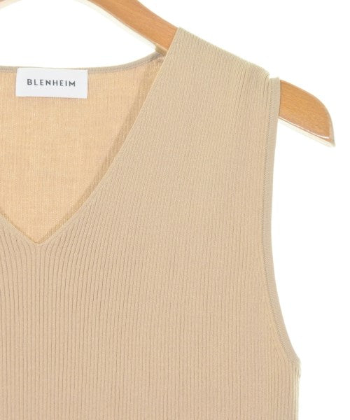BLENHEIM เสื้อกันหนาว