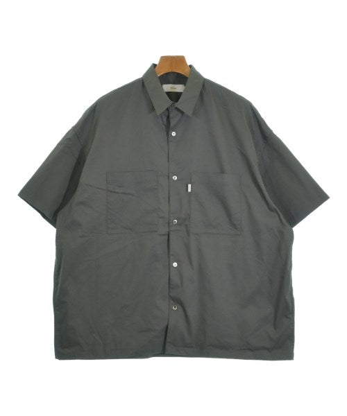 Graphpaper เสื้อลำลอง