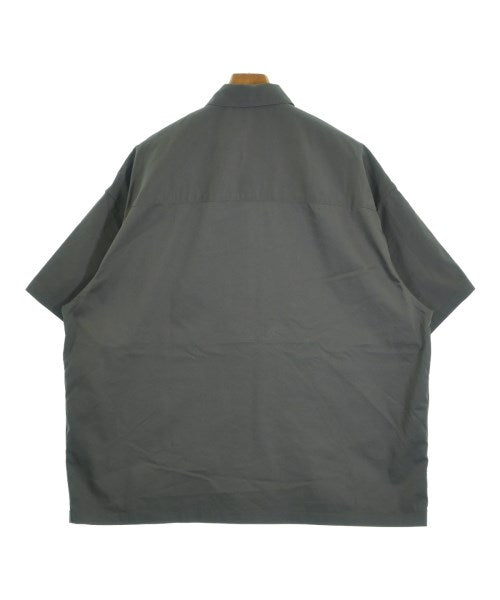 Graphpaper เสื้อลำลอง