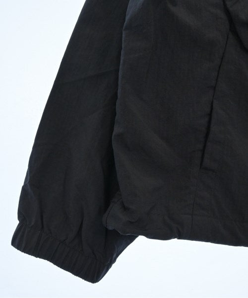 Graphpaper เสื้อพาร์กาภูเขา