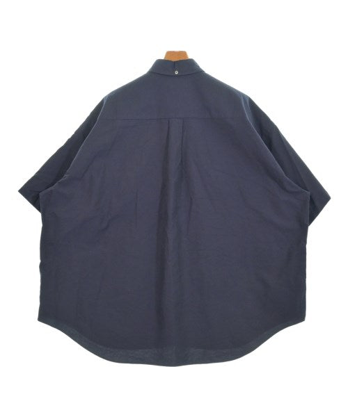 Graphpaper เสื้อลำลอง