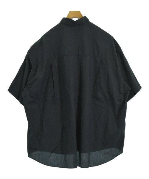 Graphpaper เสื้อลำลอง
