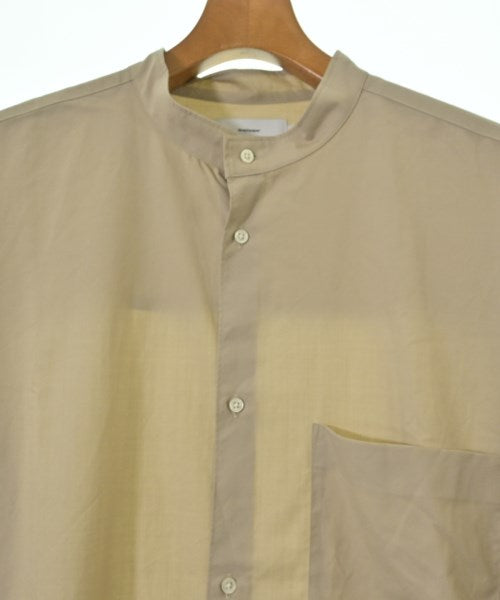 Graphpaper เสื้อลำลอง