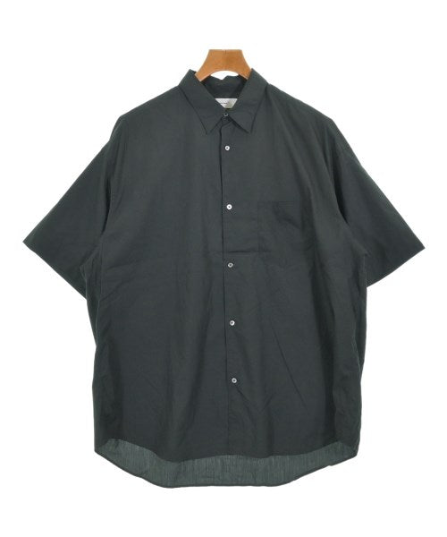 Graphpaper เสื้อลำลอง