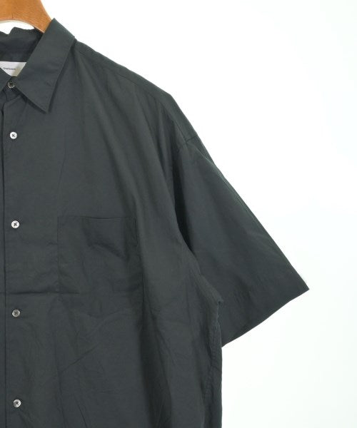 Graphpaper เสื้อลำลอง