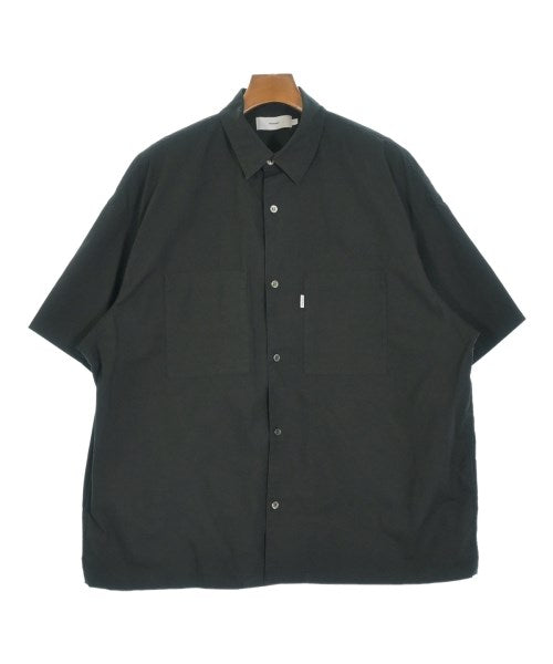 Graphpaper เสื้อลำลอง