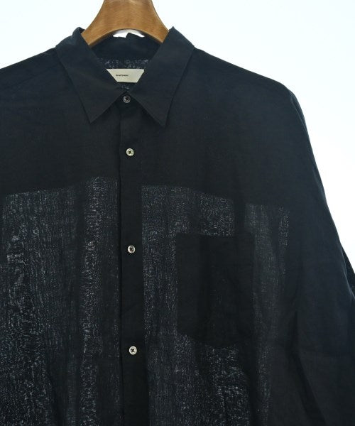 Graphpaper เสื้อลำลอง