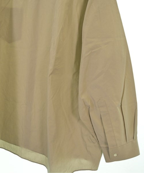 Graphpaper เสื้อลำลอง