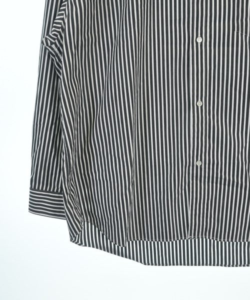 Graphpaper เสื้อลำลอง