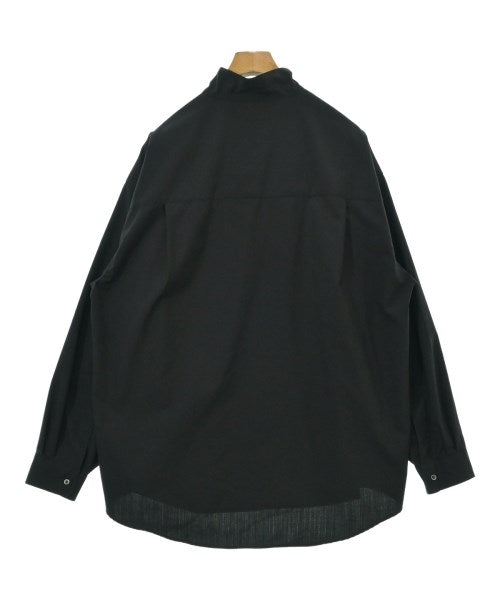 Graphpaper เสื้อลำลอง