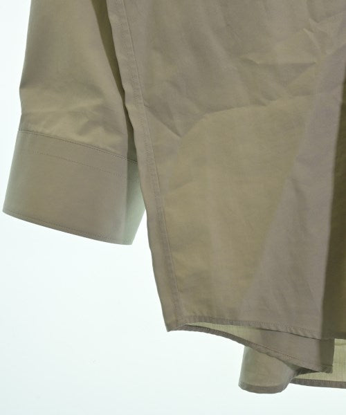 Graphpaper เสื้อลำลอง
