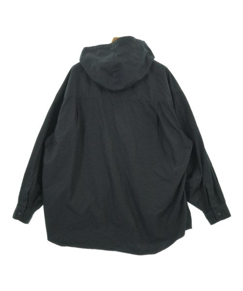 Graphpaper เสื้อลำลอง