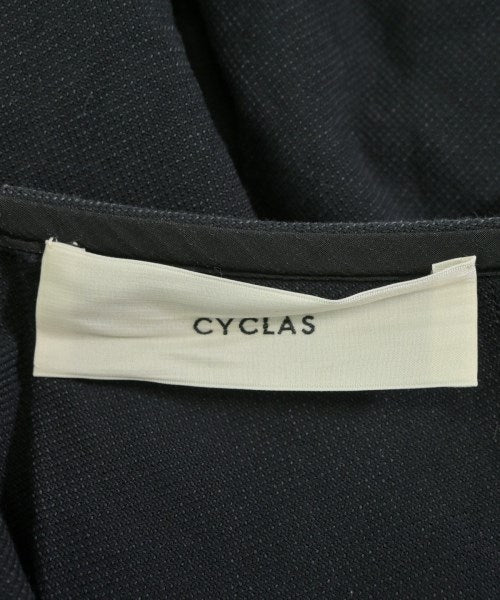 CYCLAS กระโปรงยาวถึงเข่า
