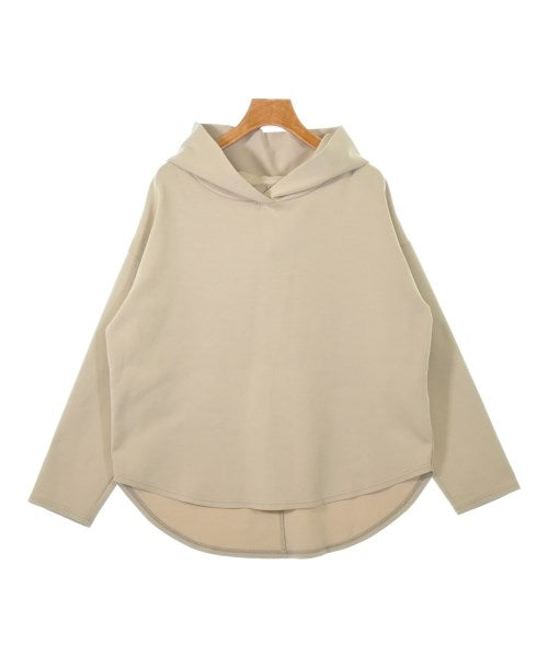 Cloche เสื้อฮู้ด