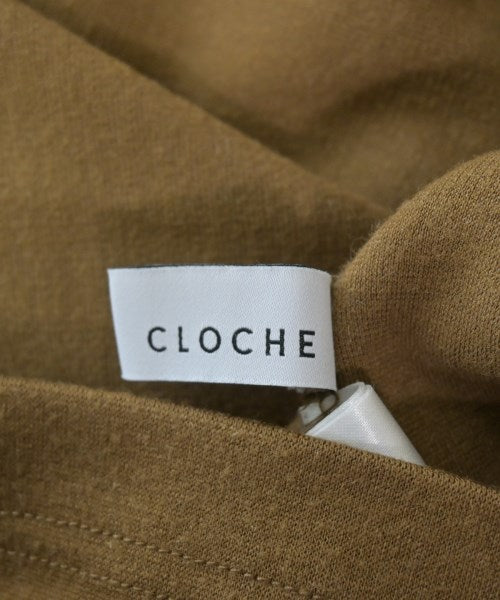 Cloche เสื้อยืด/เสื้อท็อปส์