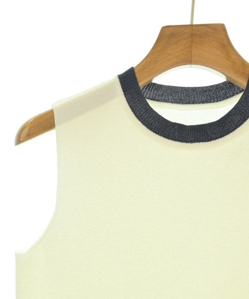 Cloche เสื้อกันหนาว
