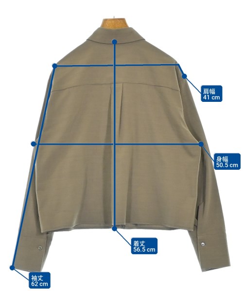Cloche เสื้อลำลอง