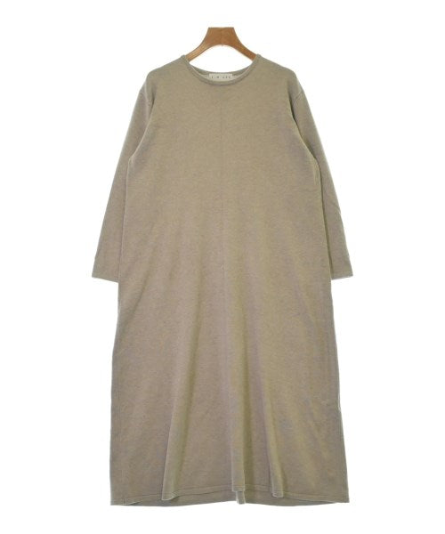 RIM.ARK ชุดเดรส