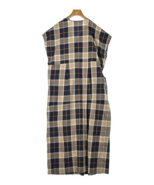 RIM.ARK ชุดเดรส