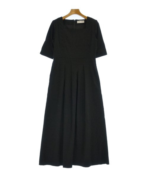 RIM.ARK ชุดเดรส