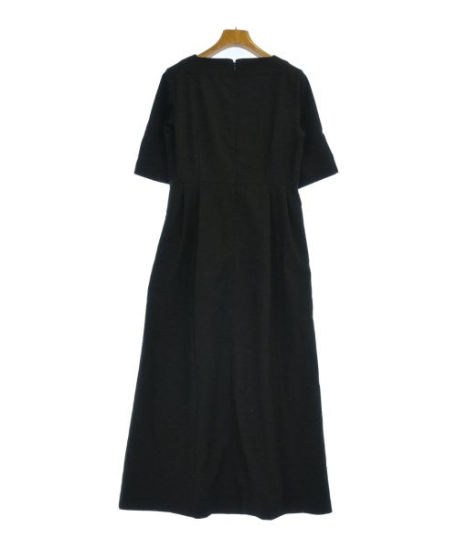 RIM.ARK ชุดเดรส