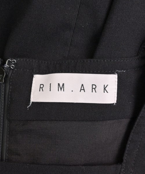 RIM.ARK ชุดเดรส