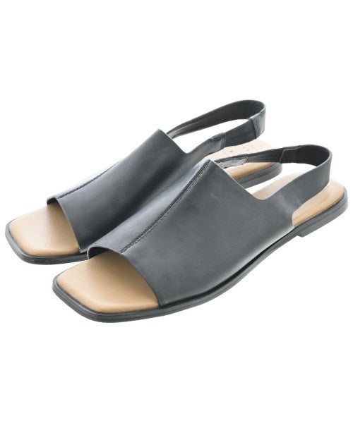 RIM.ARK รองเท้าแตะ