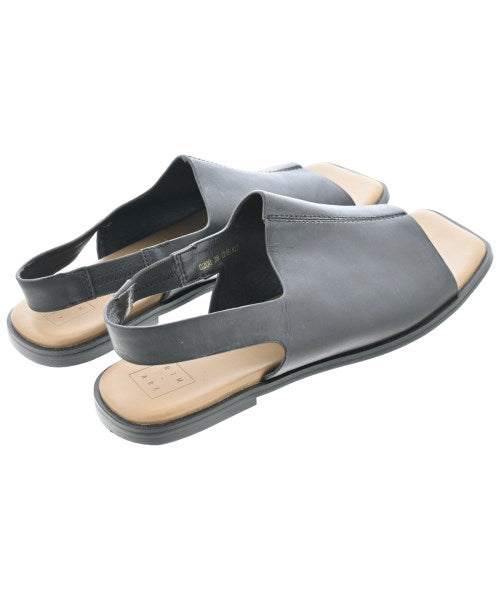 RIM.ARK รองเท้าแตะ