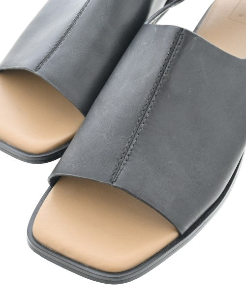 RIM.ARK รองเท้าแตะ