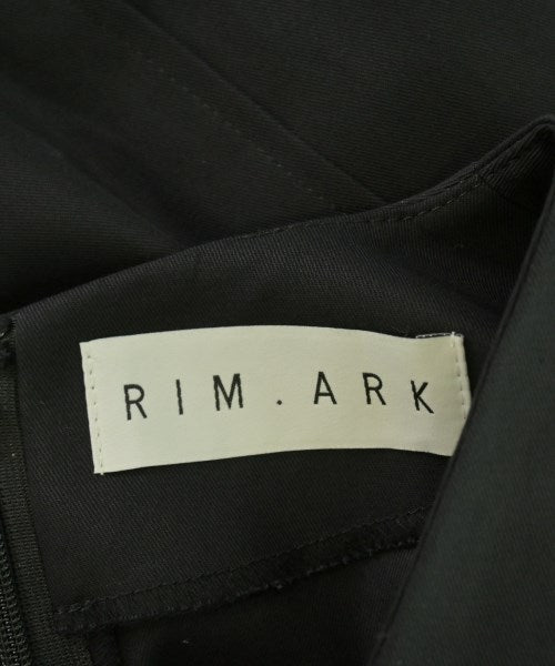 RIM.ARK ชุดเดรส