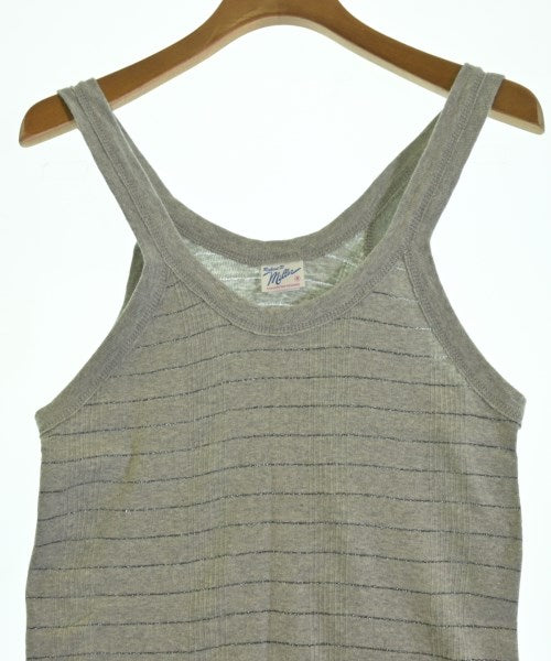 Robert P.Miller เสื้อกล้าม