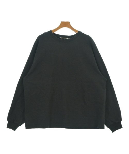 ROUNDABOUT เสื้อยืด/เสื้อท็อปส์