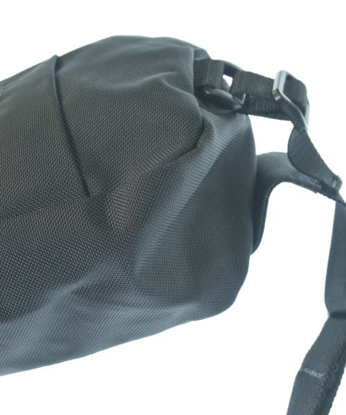 FREDRIK PACKERS กระเป๋าสะพาย